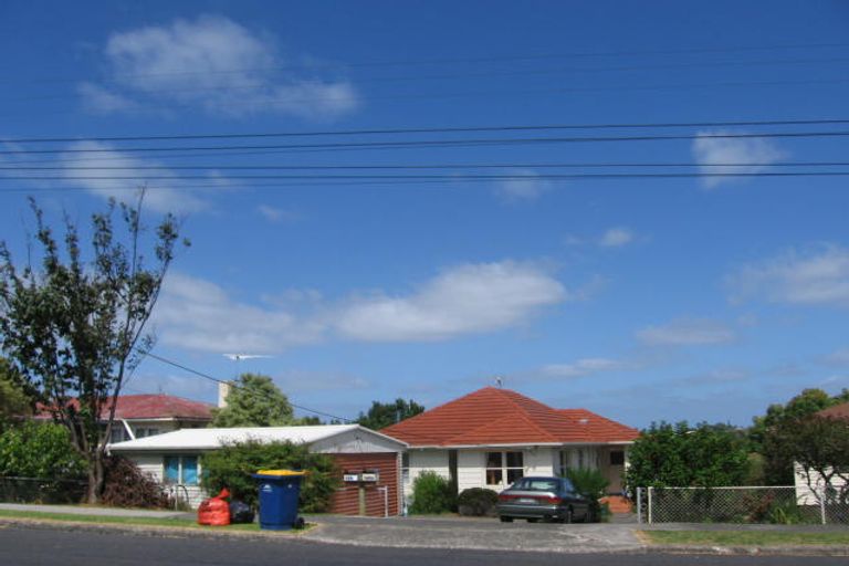 Photo of property in 128 Birkdale Road, Birkdale, Auckland, 0626