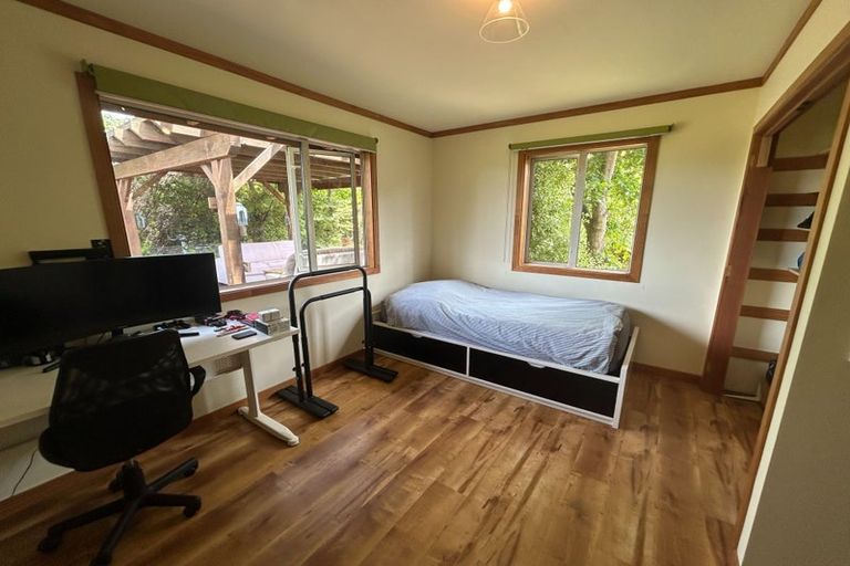 Photo of property in 42 Charles Court, Lake Hawea, Wanaka, 9382