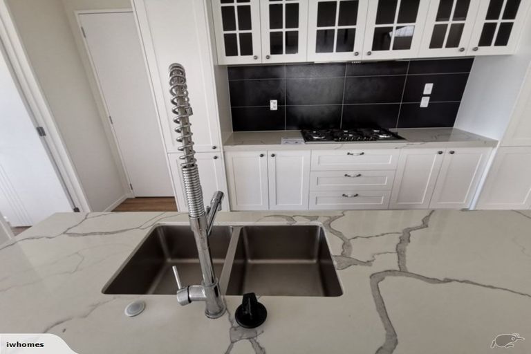 Photo of property in 57 Donegal Park Drive, Flat Bush, Auckland, 2019