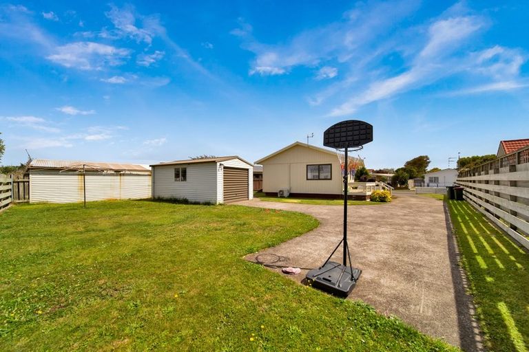 Photo of property in 42 Tawa Street, Hawera, 4610