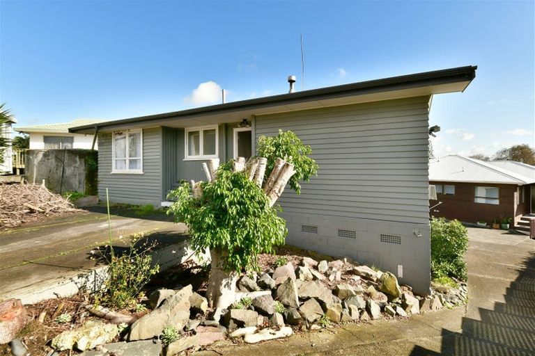 Photo of property in 4a Kathy Terrace, Stanmore Bay, Whangaparaoa, 0932