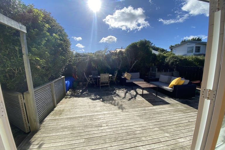 Photo of property in 75 Clifford Road, Johnsonville, Wellington, 6037