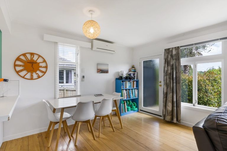 Photo of property in 41 Brandon Road, Glen Eden, Auckland, 0602