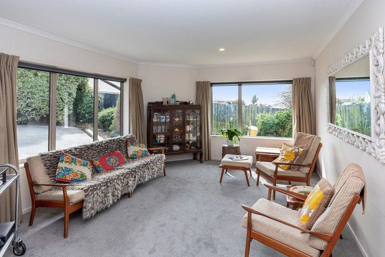 Photo of property in 7 Gilders Grove, Heathcote Valley, Christchurch, 8022