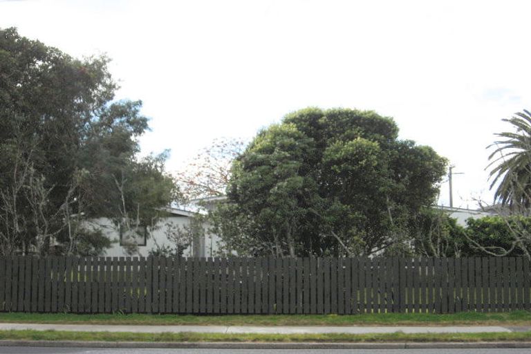 Photo of property in 322 Ocean Road, Whangamata, 3620