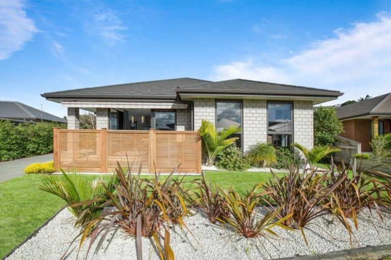 Photo of property in 20 Schooner Avenue, Snells Beach, 0920