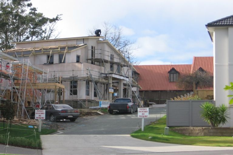 Photo of property in 74 Coachman Drive, Flat Bush, Auckland, 2016