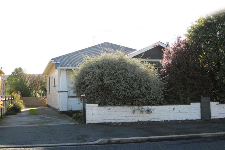 Photo of property in 380 Bay View Road, Saint Clair, Dunedin, 9012