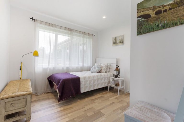 Photo of property in 2 Mercade Close, Stratford, 4332