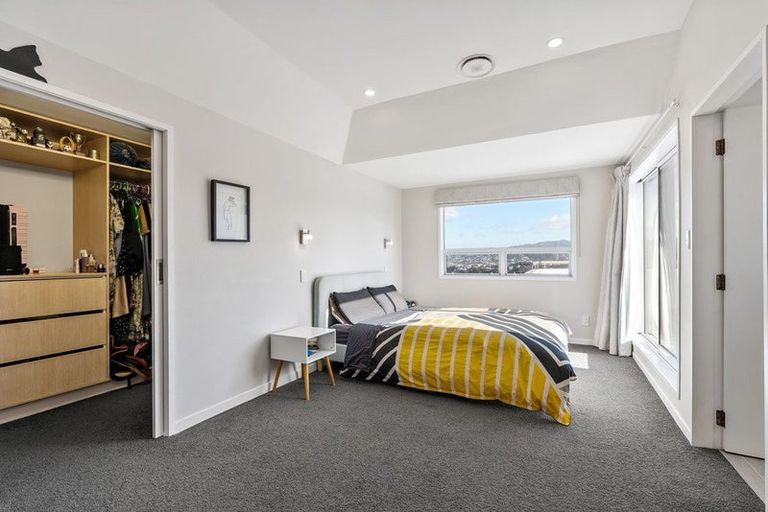 Photo of property in 89 Nevay Road, Miramar, Wellington, 6022