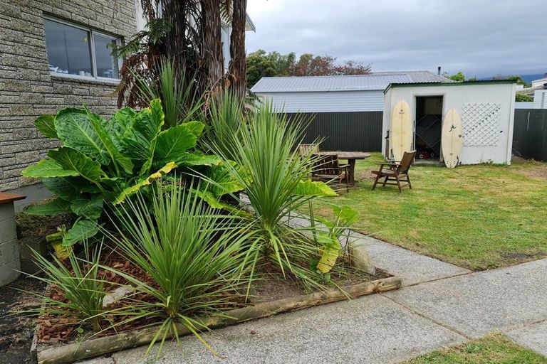 Photo of property in 30 Brougham Street, Westport, 7825