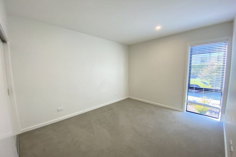 Photo of property in 5 Kotuku Lane, Jacks Point, Queenstown, 9371