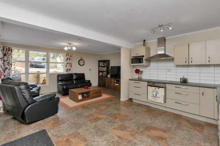 Photo of property in 24 Mcinnes Avenue, Te Kamo, Whangarei, 0112