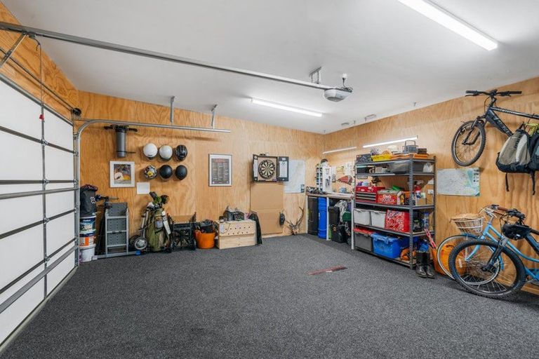 Photo of property in 53 Innes Road, St Albans, Christchurch, 8052