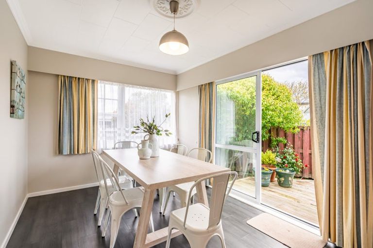 Photo of property in 8 Montana Road, Totara Park, Upper Hutt, 5018