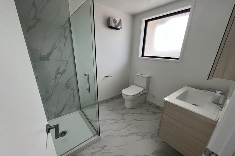 Photo of property in 2/34 Mohua Lane, Upper Riccarton, Christchurch, 8041