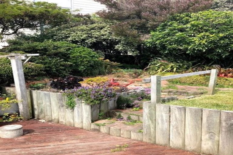 Photo of property in 29 Naughton Terrace, Kilbirnie, Wellington, 6022