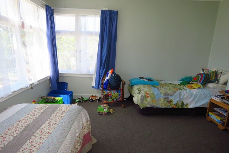 Photo of property in 128 Brougham Street, Westport, 7825