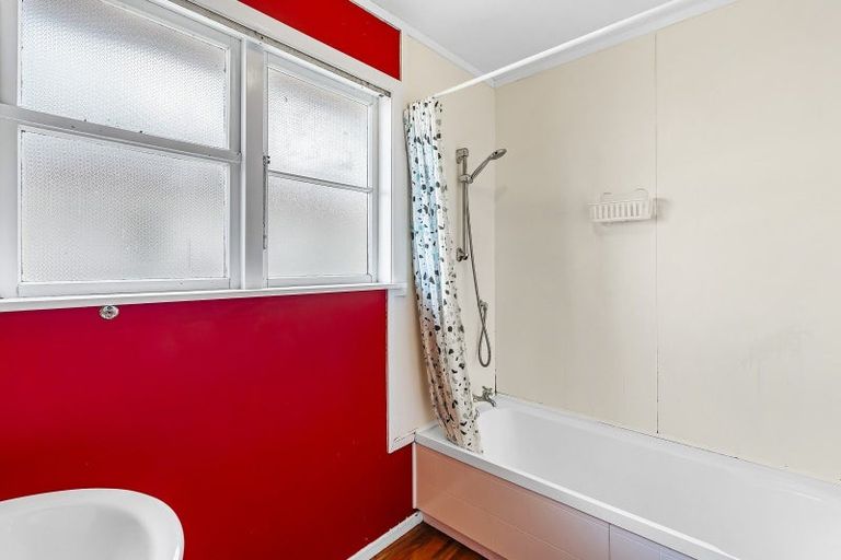 Photo of property in 19 Kaimanawa Street, Paraparaumu, 5032