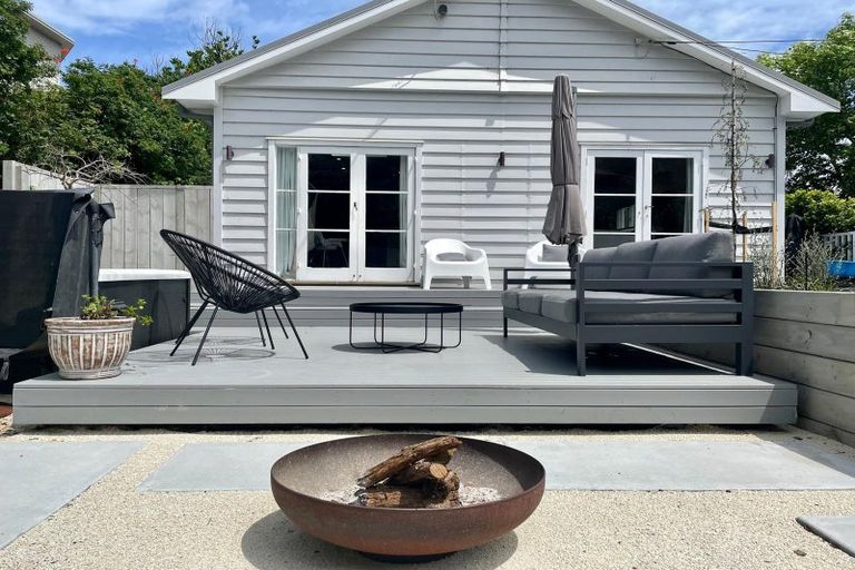 Photo of property in 419 Motutara Road, Muriwai, Waimauku, 0881