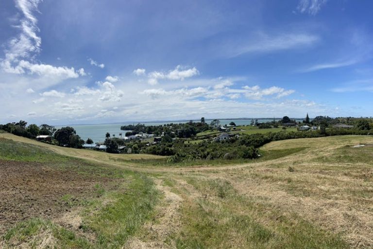 Photo of property in 28 Opoia Drive, Awhitu, 2684