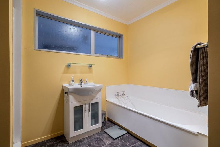 Photo of property in 1b Paisley Street, Awapuni, Palmerston North, 4412