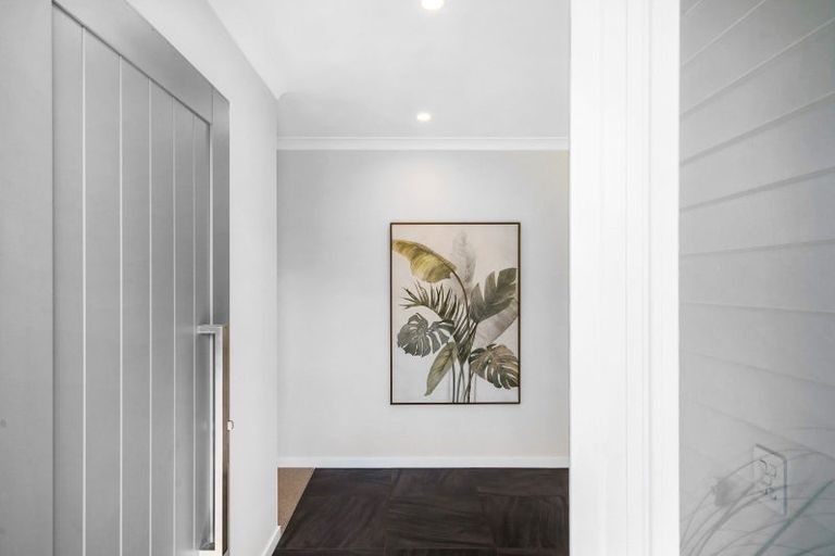 Photo of property in 22 Young Place, Taradale, Napier, 4112