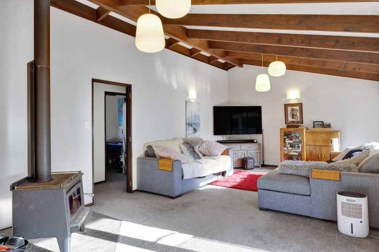 Photo of property in 8 Muggeridge Road, Manutahi, Patea, 4598