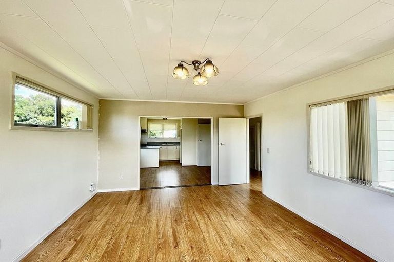 Photo of property in 58 Alexander Avenue, Torbay, Auckland, 0630