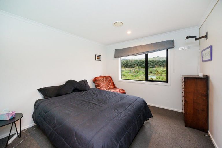 Photo of property in 52 Centre Road, Aokautere, Palmerston North, 4471