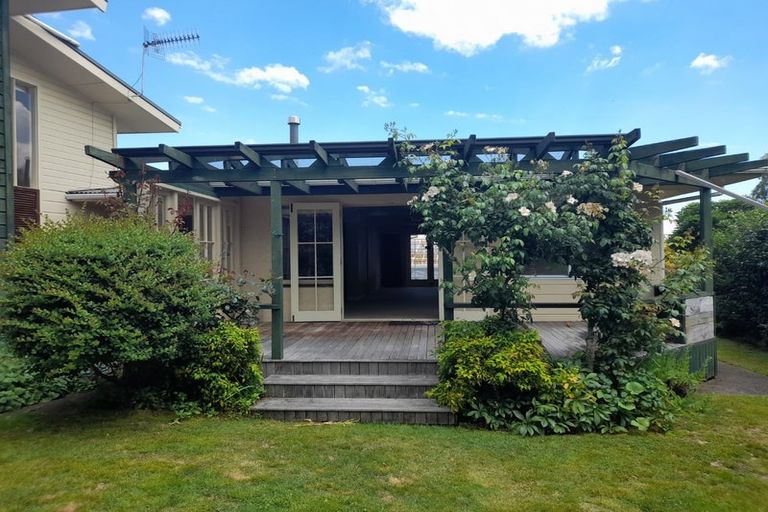 Photo of property in 64 Chesham Avenue, Waipahihi, Taupo, 3330