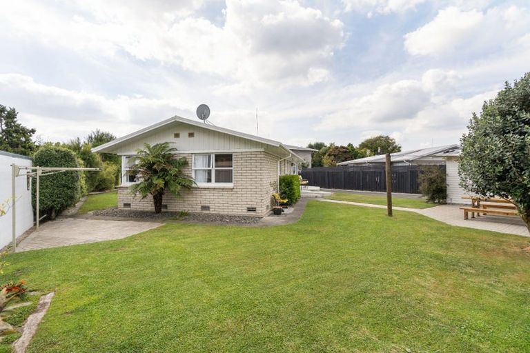 Photo of property in 12 Erika Place, Fairview Downs, Hamilton, 3214