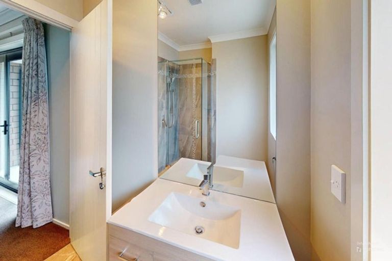 Photo of property in 3b Innes Place, Roslyn, Palmerston North, 4414