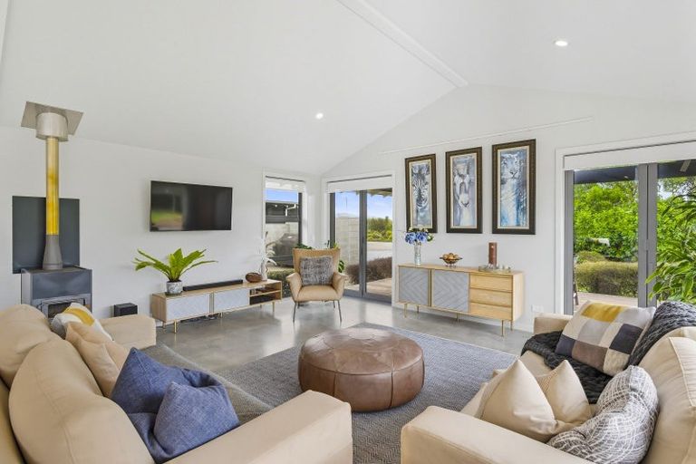 Photo of property in 34 Pairuku Lane, Peka Peka, Waikanae, 5391