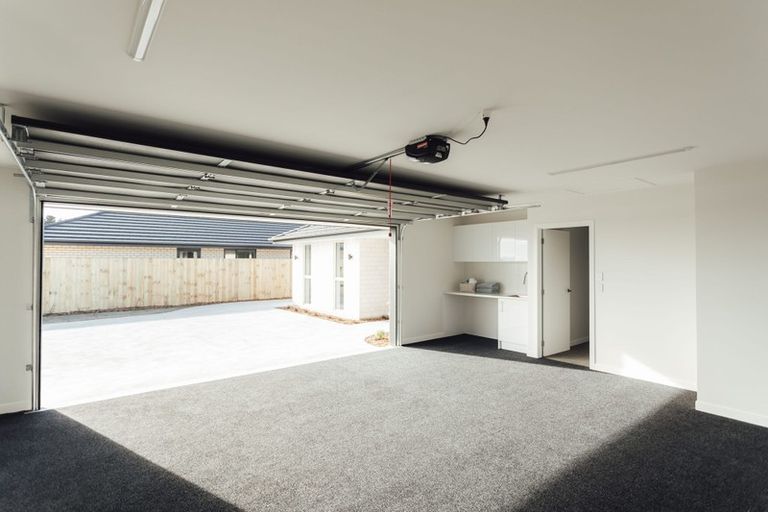 Photo of property in 27 Owaka Road, Wigram, Christchurch, 8025