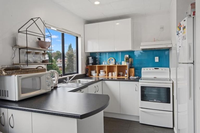 Photo of property in 19b Ogle Crescent, Te Kamo, Whangarei, 0112