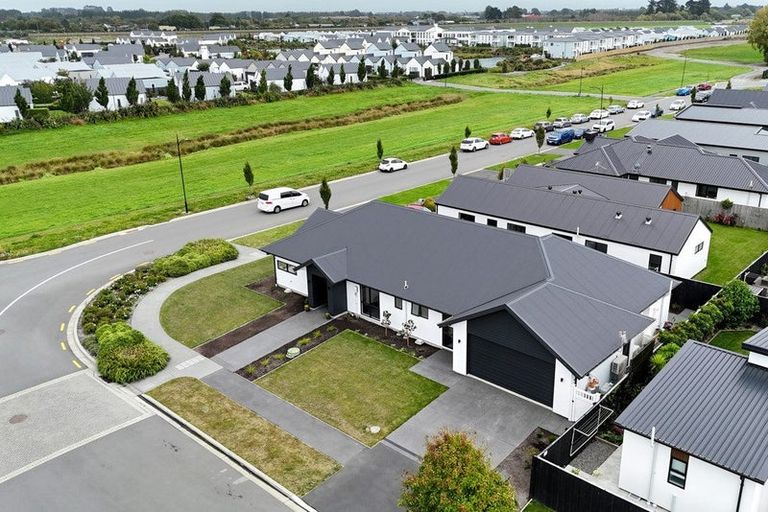 Photo of property in 10 Mills Road, Marshland, Christchurch, 8051