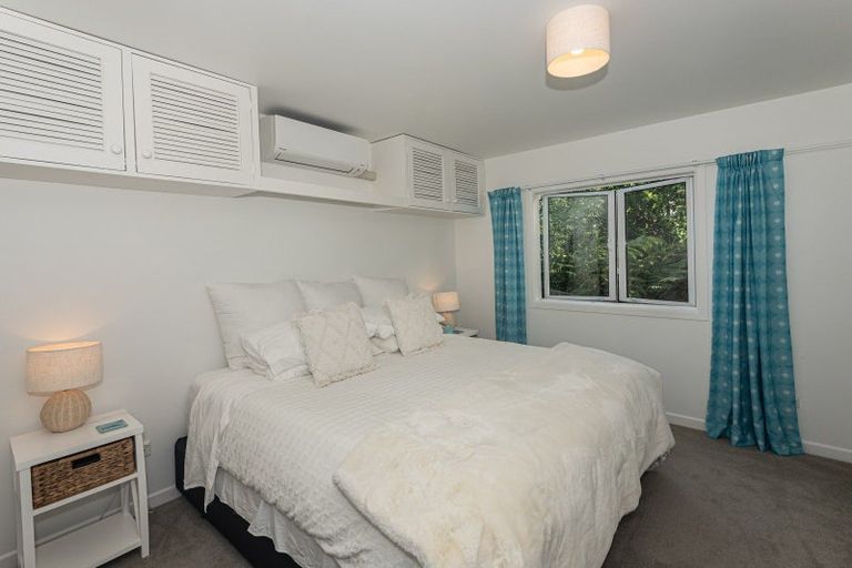 Photo of property in 8 Kakapu Road, Okiato, Russell, 0272