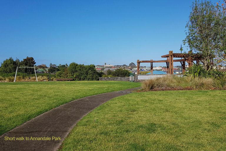 Photo of property in 9 Kirtle Close, Pyes Pa, Tauranga, 3112