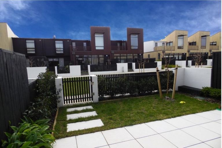 Photo of property in 15 Nevill Road, Hobsonville, Auckland, 0616