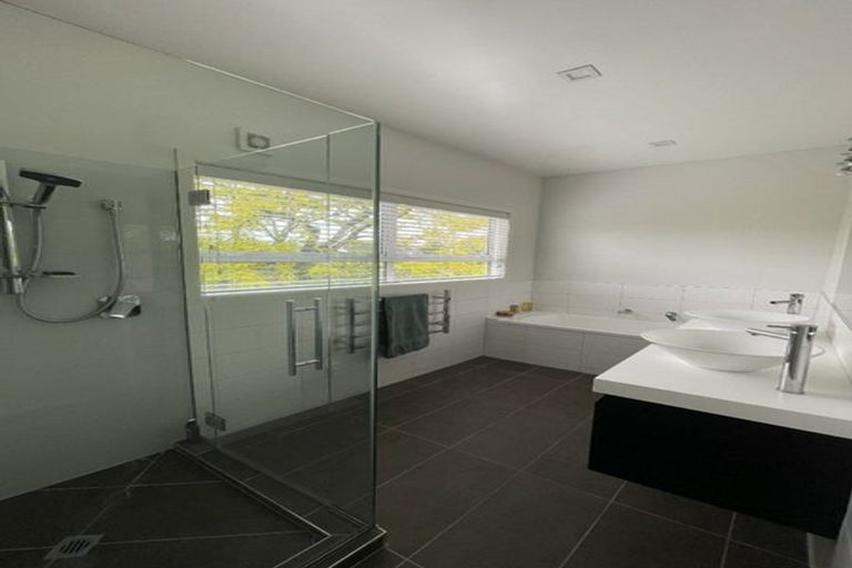 Photo of property in 16 Poynder Avenue, Merivale, Christchurch, 8014