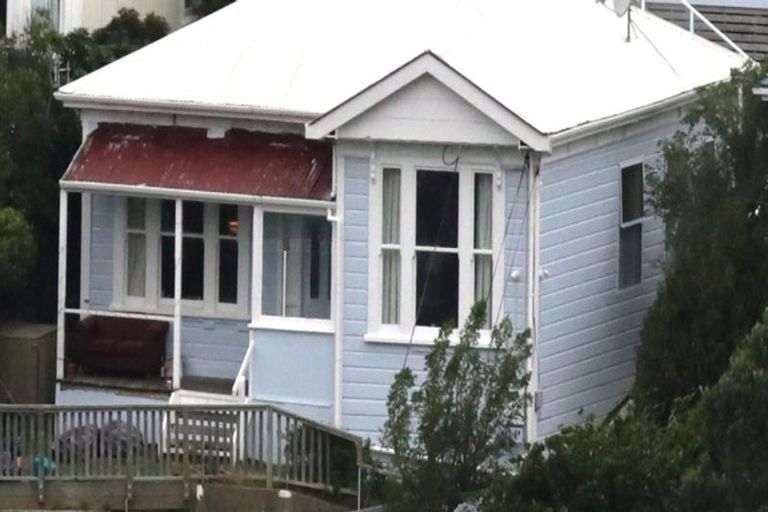Photo of property in 47 Fairview Crescent, Kelburn, Wellington, 6012
