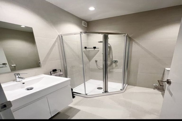 Photo of property in 6 Parenga Lane, Kumeu, 0810