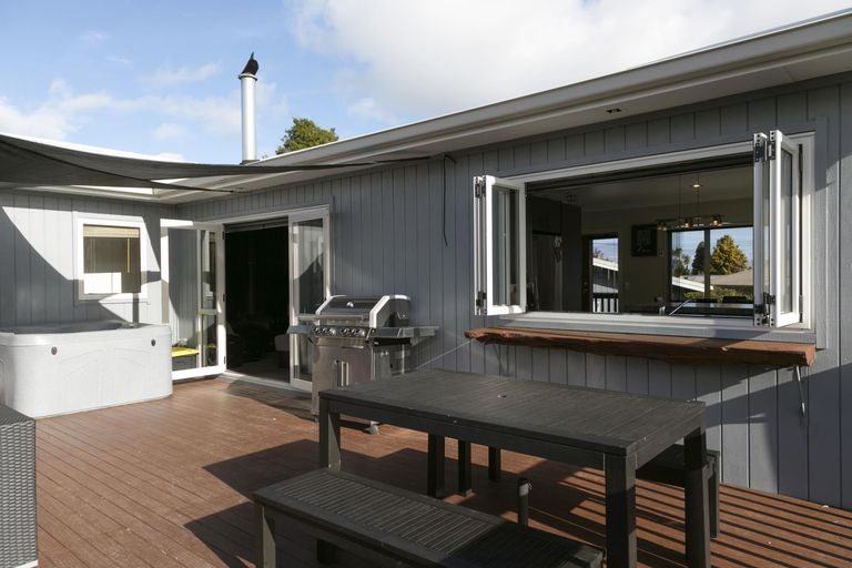 Photo of property in 2/194 Tamamutu Street, Taupo, 3330