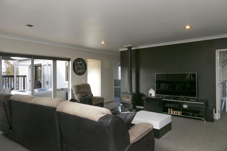 Photo of property in 2/194 Tamamutu Street, Taupo, 3330