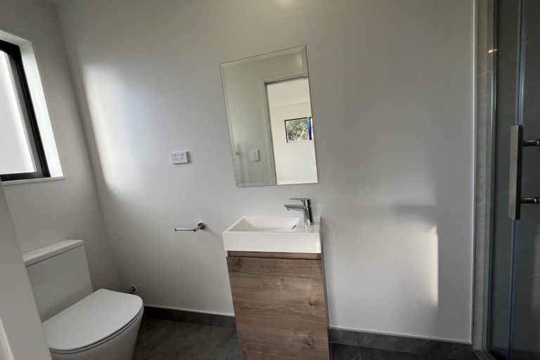 Photo of property in 69 Paetai Lane, Te Atatu Peninsula, Auckland, 0610