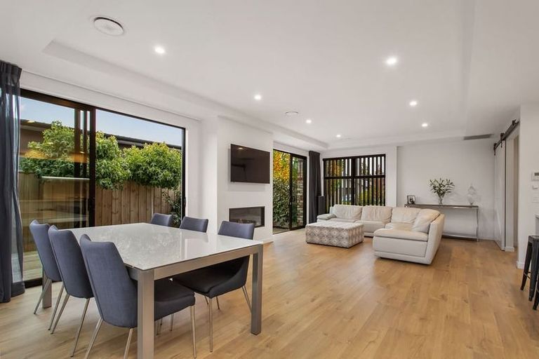 Photo of property in 10a Hazelnut Avenue, Prebbleton, 7604