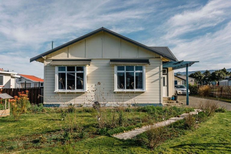 Photo of property in 267 High Street, Dannevirke, 4930