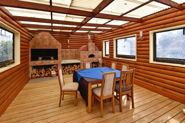 Photo of property in 10 Buller Crescent, Manurewa, Auckland, 2102