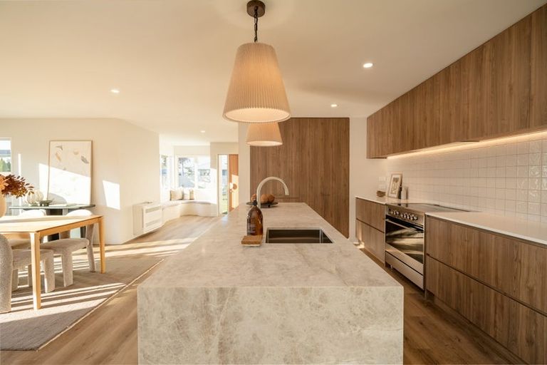 Photo of property in 76 Wai-iti Terrace, Bryndwr, Christchurch, 8052